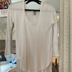 American Threads white sweater